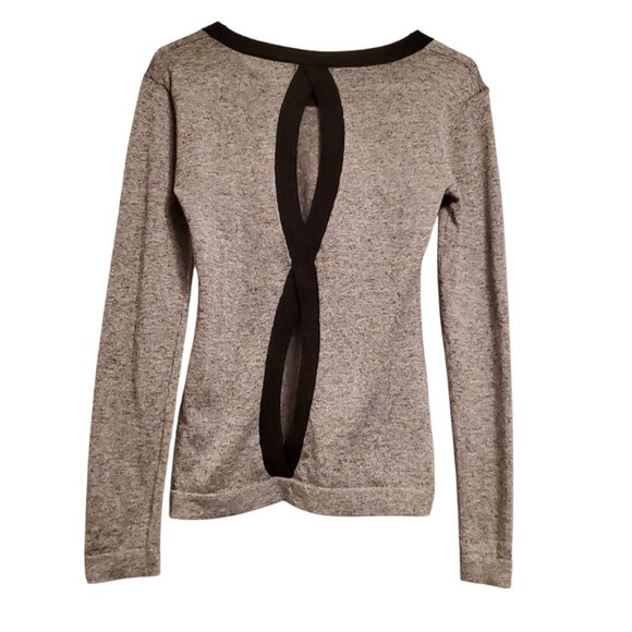 RW & CO Grey & Black Sweater With Infinity Open Back - Picture 2 of 2